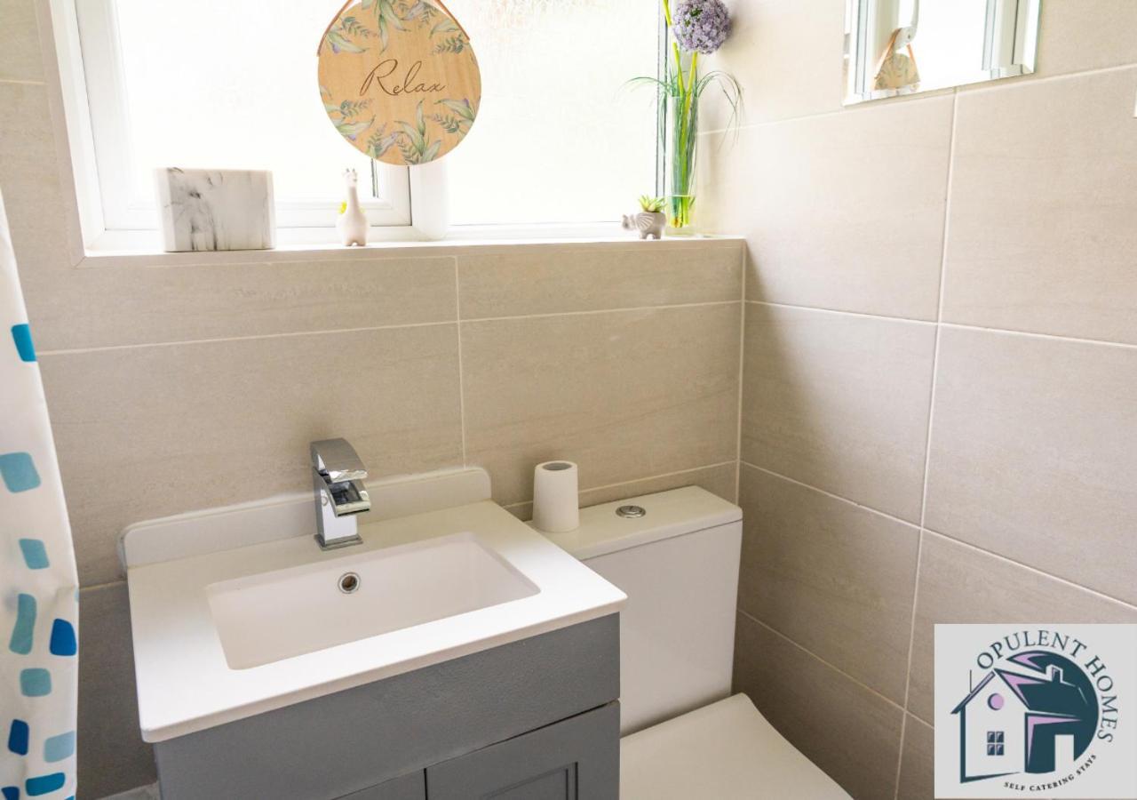 Villa Contractors Pad - 4 Bed Town House - Cent Reading - Free Parking Exterior foto